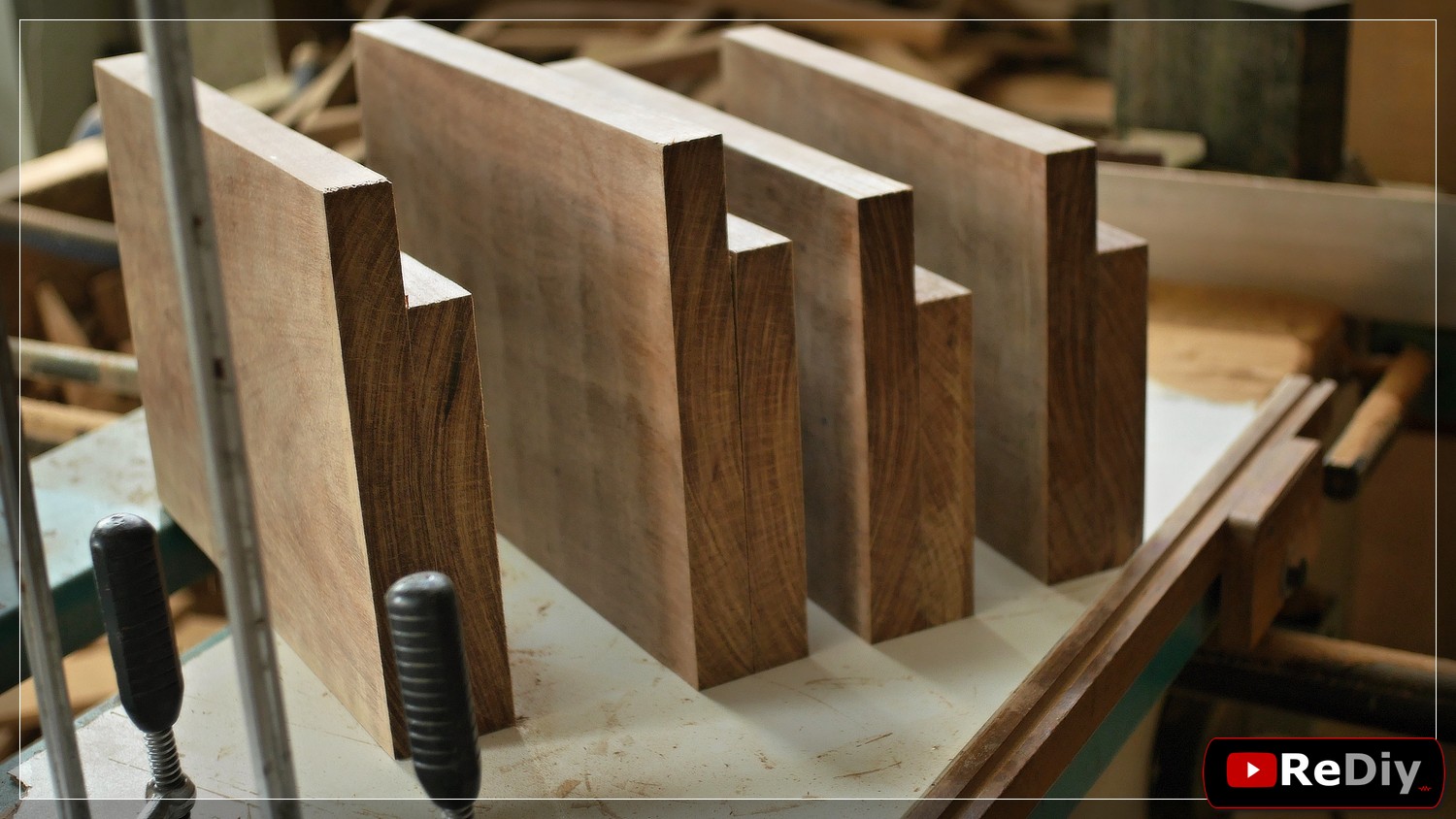 Rediy audio rack solid wood