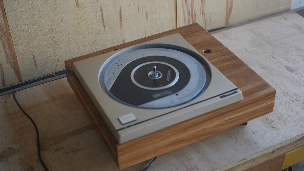 27 Technics SP10 MKII Ortofon TA 110 Schroder CB plinth