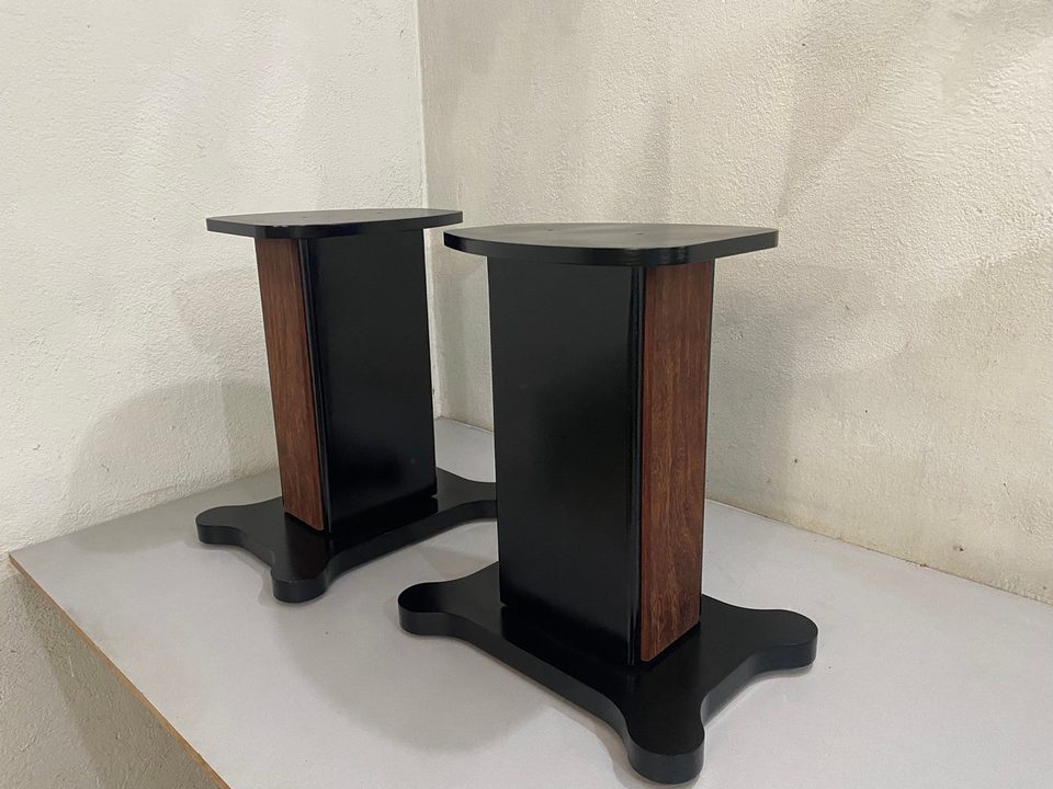 13 ReDiy AudioKit Wharfedale Stand